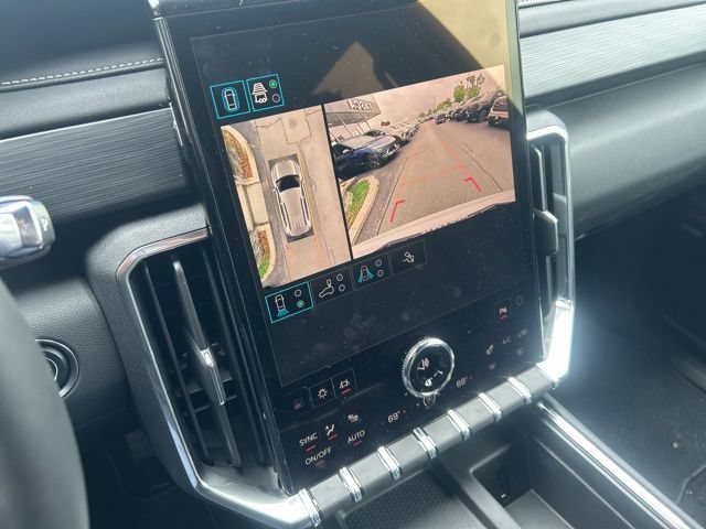 New 2026 GMC Acadia Elevation w/ Elevation Premium Package AWD/4WD image 30
