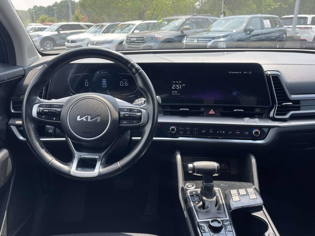 Used 2024 Kia Sportage EX FWD image 14