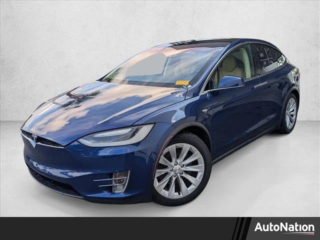 Used 2017 Tesla Model X 90D image 1