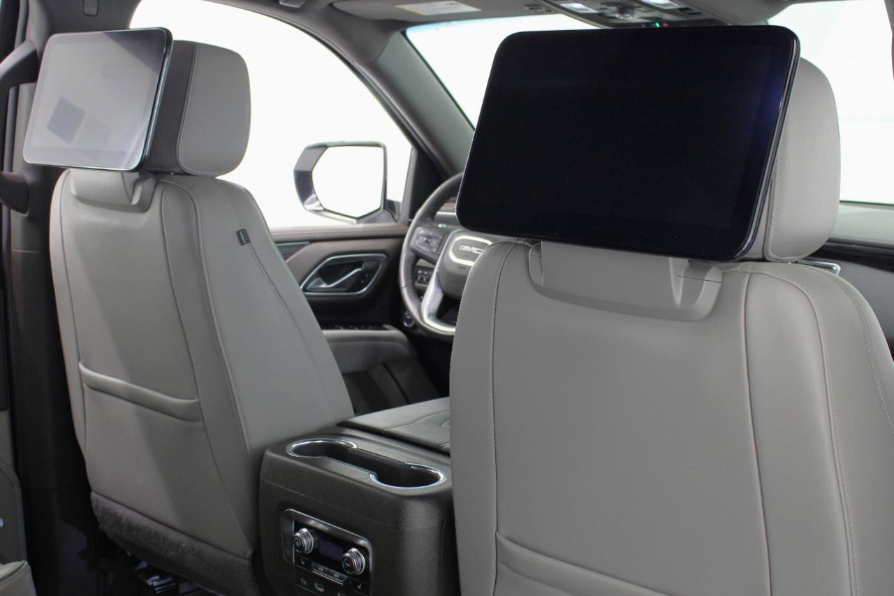 Used 2022 GMC Yukon SLT w/ SLT Premium Package image 44