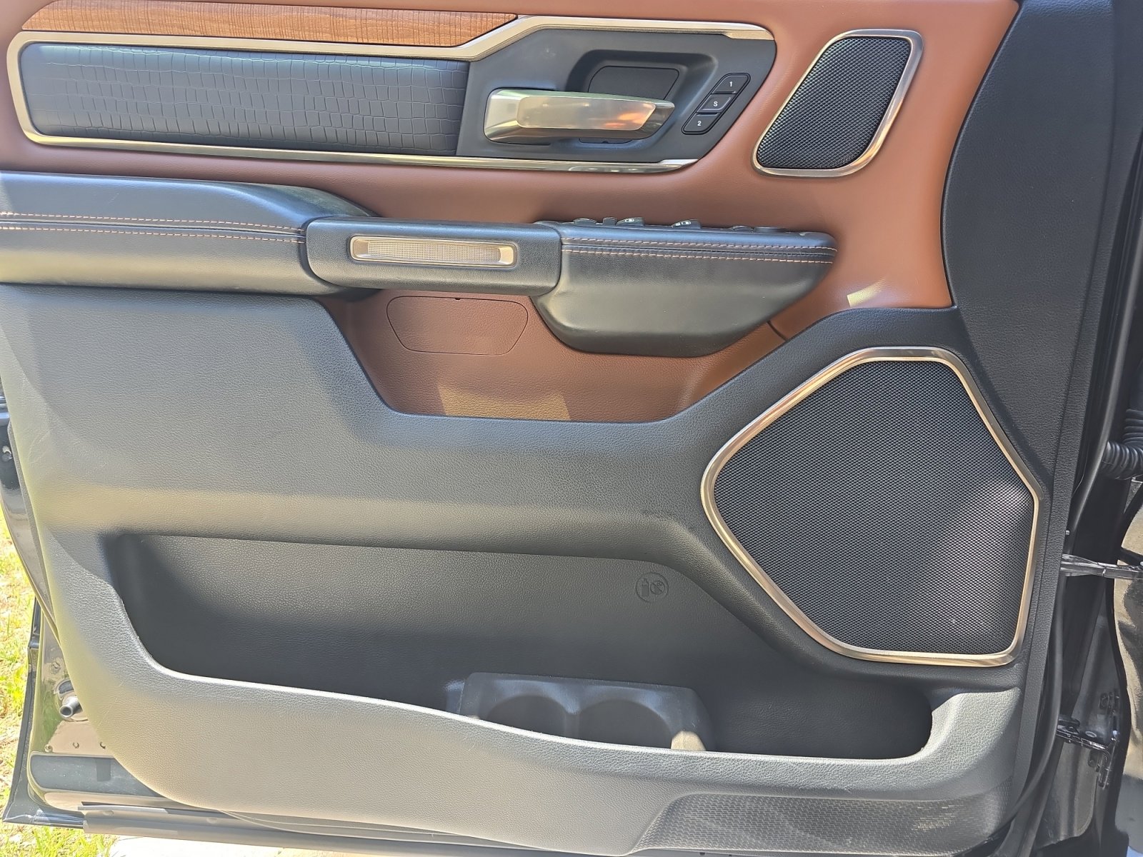 Used 2019 RAM 1500 Limited AWD/4WD image 29