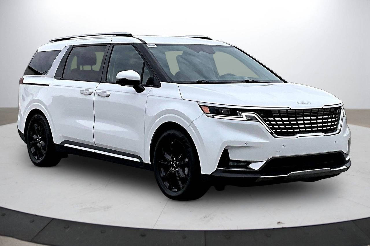 Used 2024 Kia Carnival SX image 2