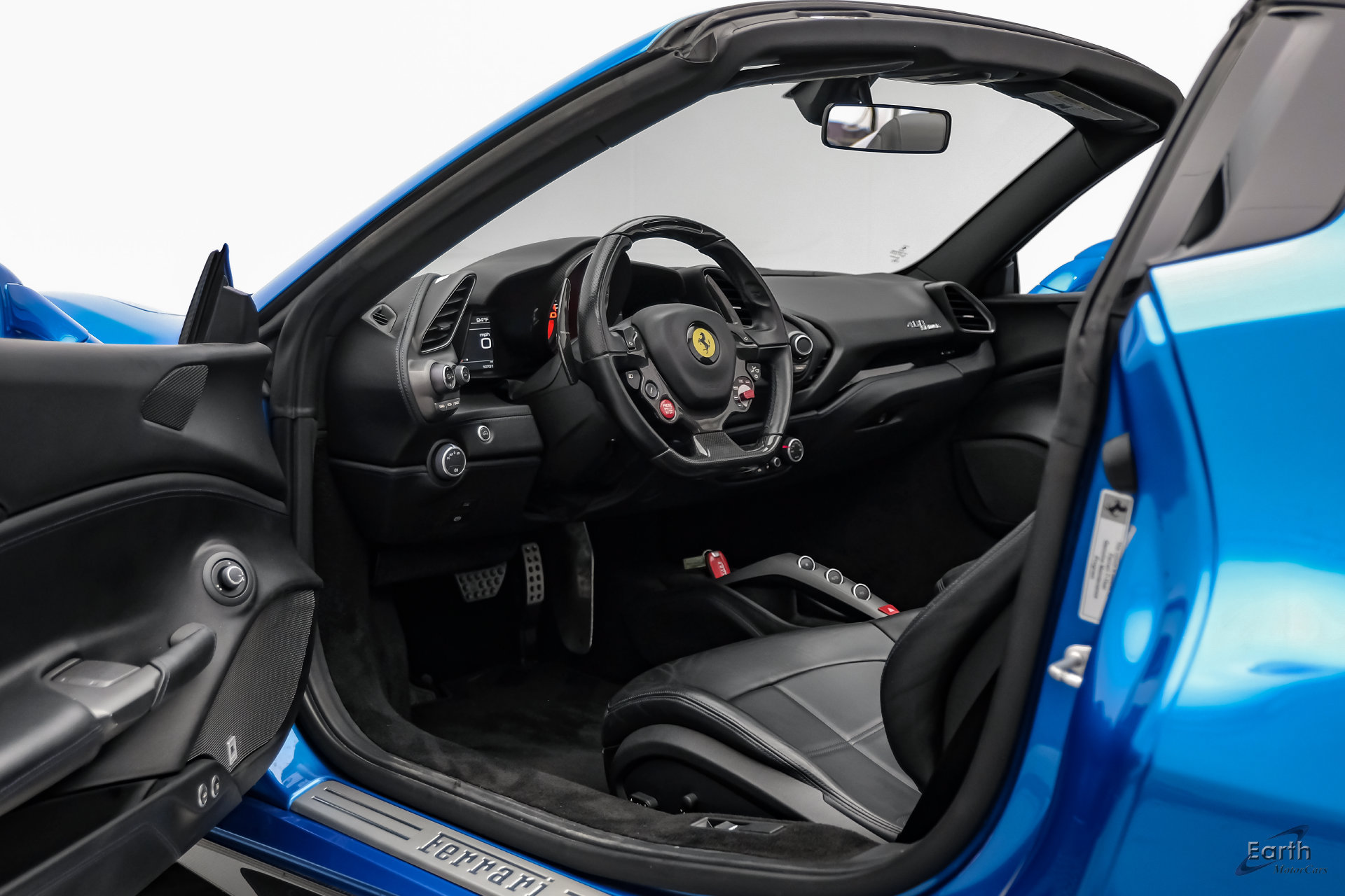 Used 2017 Ferrari 488 Spider RWD image 58