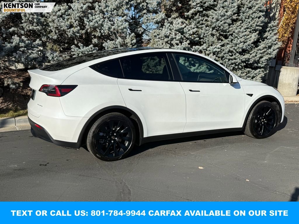 Used 2023 Tesla Model Y Long Range image 9