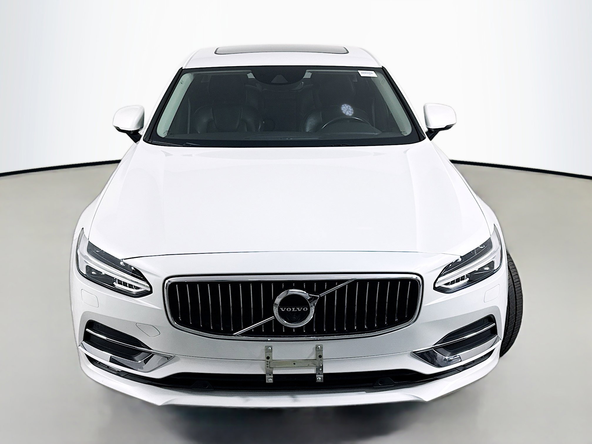 Used 2017 Volvo S90 T6 Inscription w/ Vision Package image 2