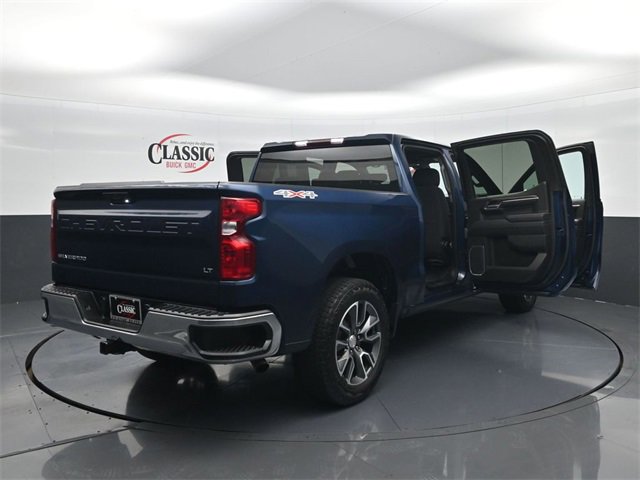 Used 2023 Chevrolet Silverado 1500 LT image 35