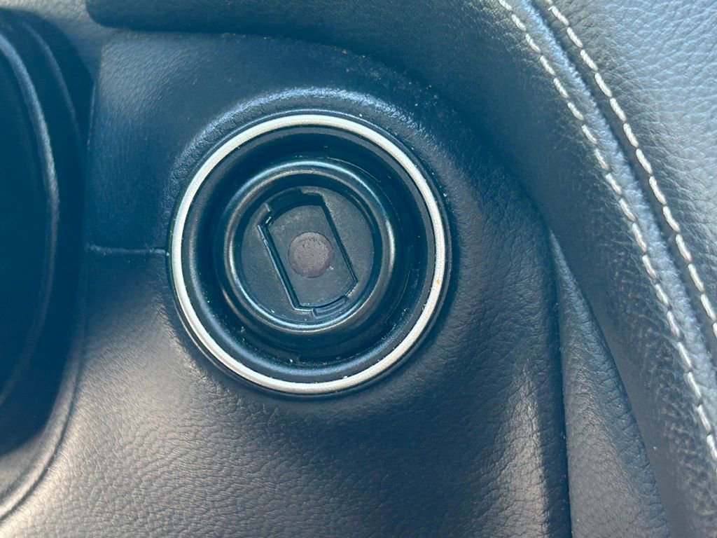 Used 2011 Mercedes-Benz SL 550 image 36