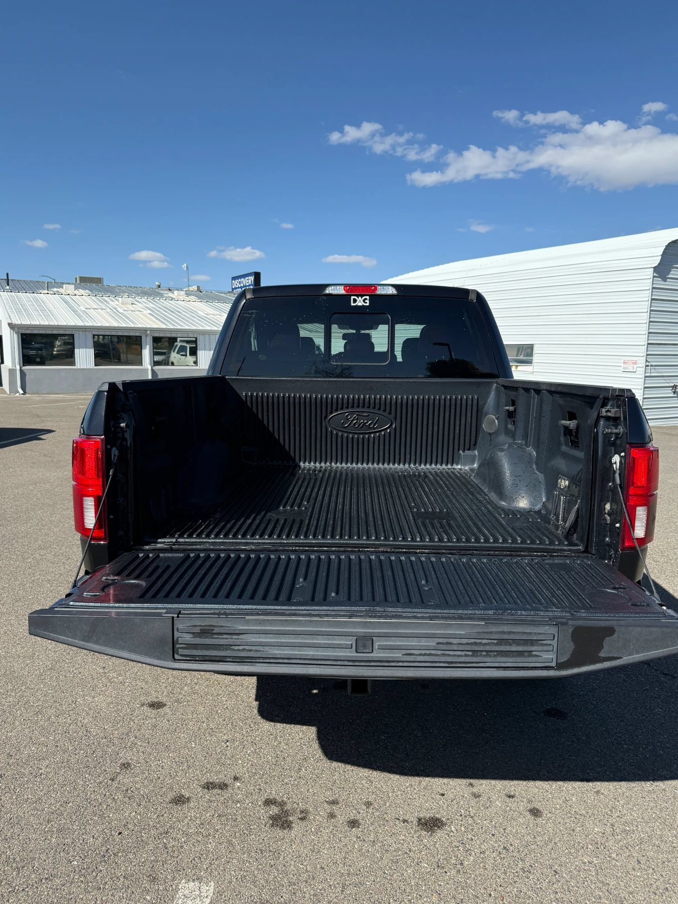Used 2019 Ford F150 Platinum w/ Technology Package AWD/4WD image 9