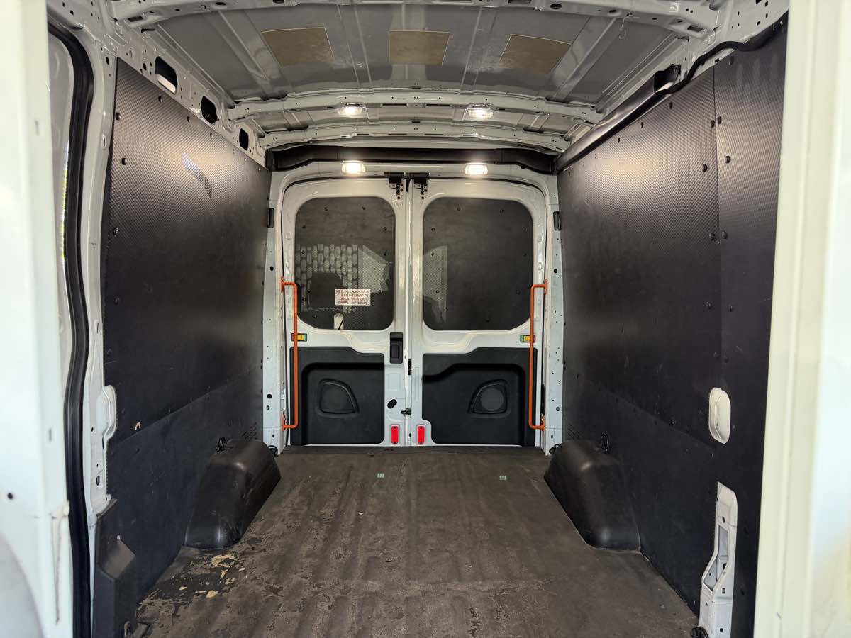 Used 2019 Ford Transit 150 148 Medium Roof RWD image 18