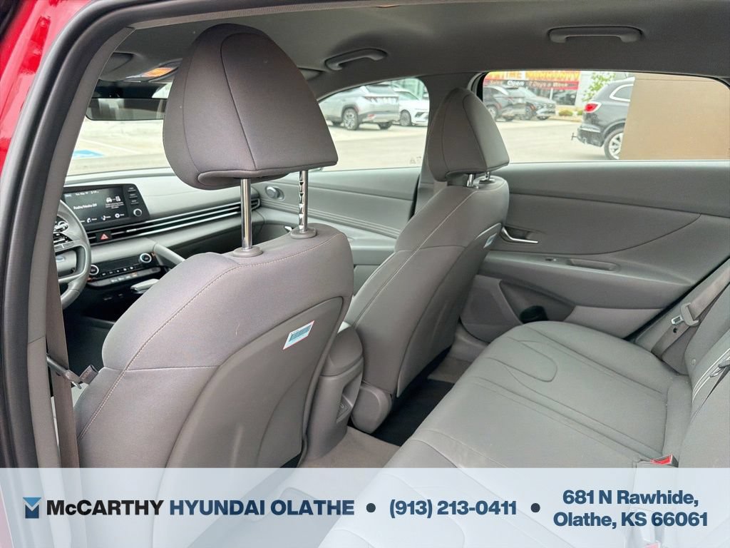 Used 2025 Hyundai Elantra Sport FWD image 18