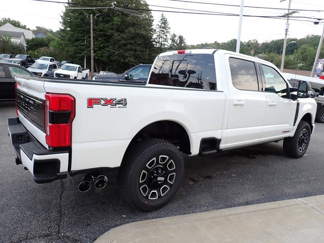 New 2026 Ford F350 Platinum w/ FX4 Off-Road Package AWD/4WD image 7