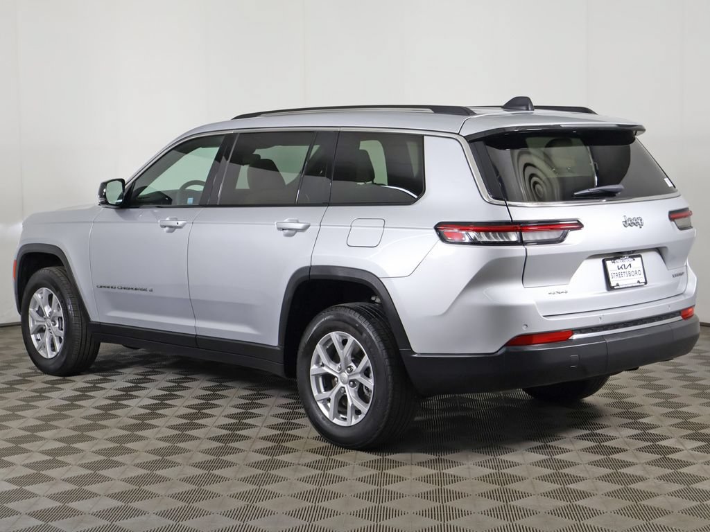 Used 2023 Jeep Grand Cherokee L Limited AWD/4WD image 12