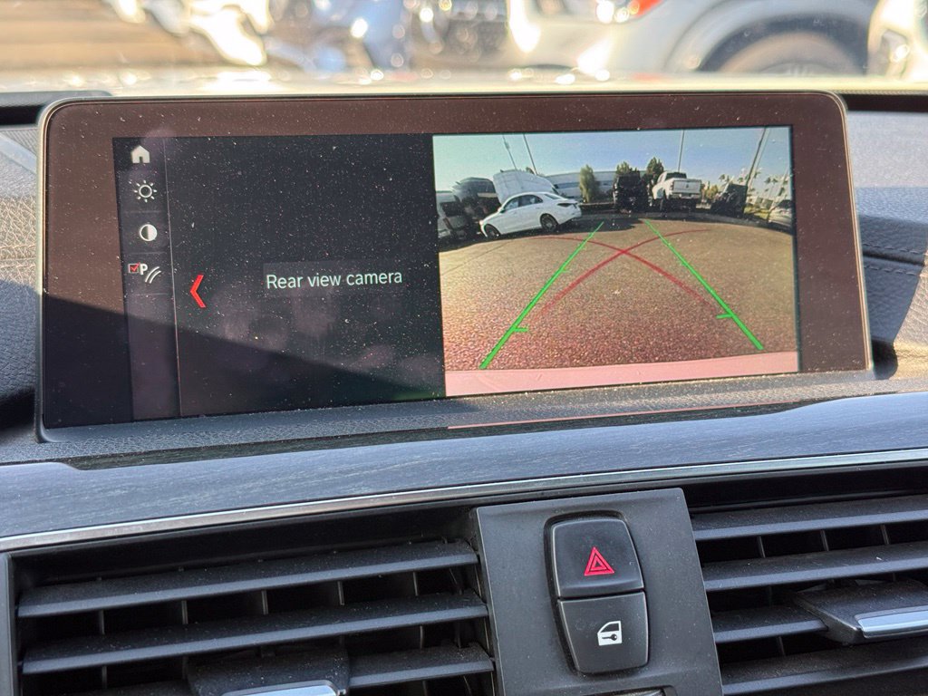 Used 2018 BMW 330i Sedan RWD image 10