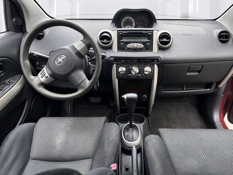 Used 2006 Scion xA FWD image 7