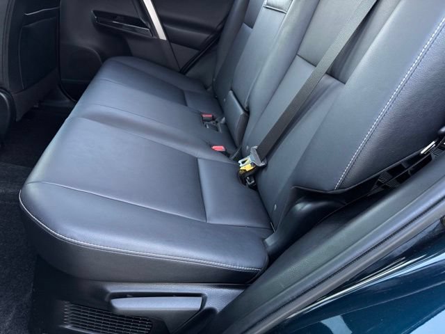 Used 2018 Toyota RAV4 Limited AWD/4WD image 9