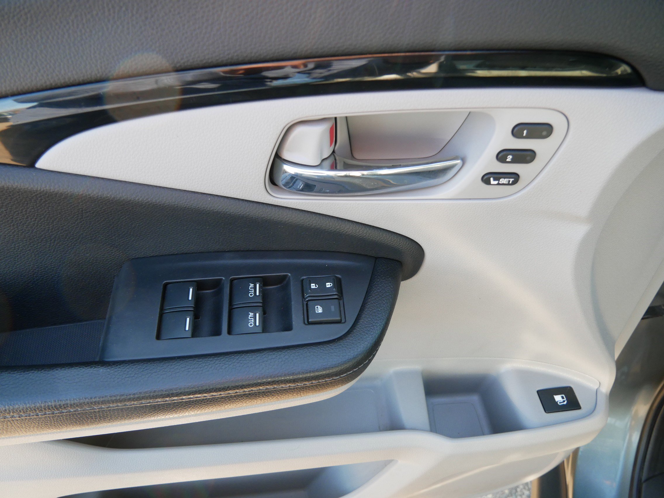 Used 2017 Honda Ridgeline RTL-E image 26