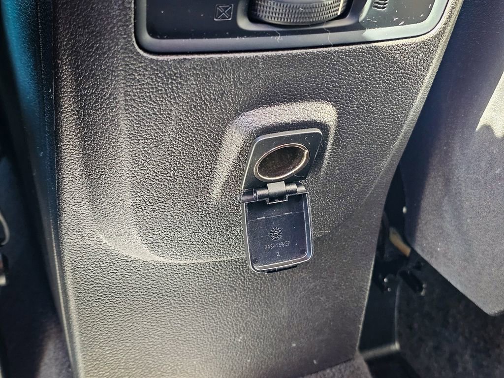 Used 2018 Ford Escape SE image 33