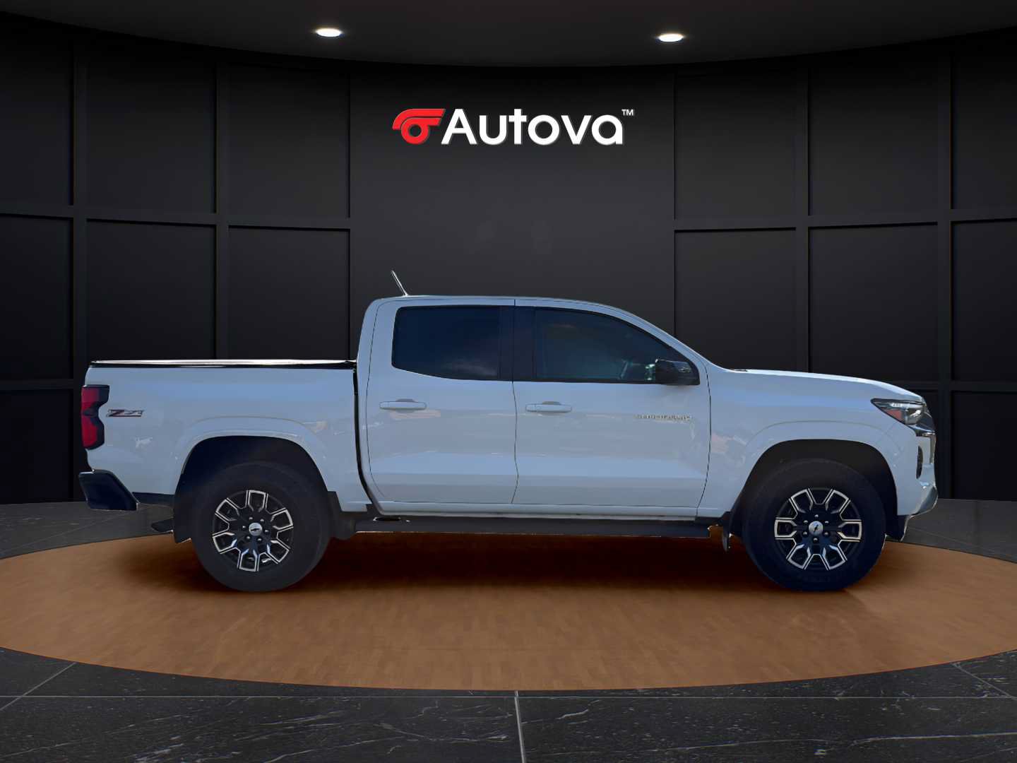 Used 2023 Chevrolet Colorado Z71 w/ Z71 Convenience Package 2 AWD/4WD image 6