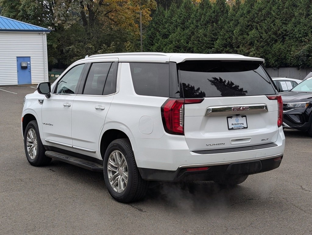 Used 2023 GMC Yukon SLT image 3