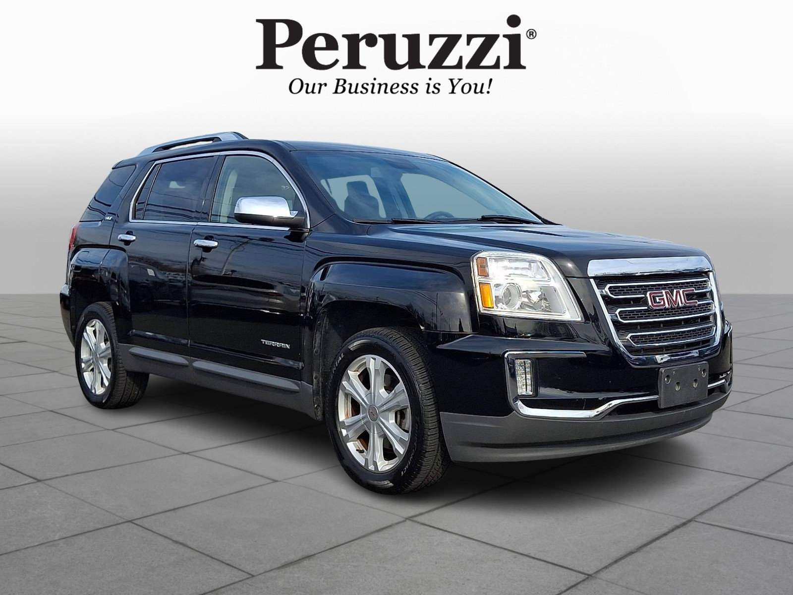 Used 2017 GMC Terrain SLT image 1