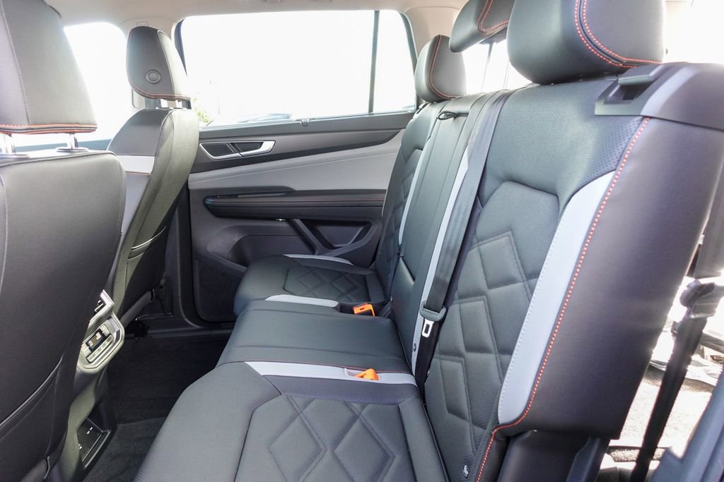 New 2026 Volkswagen Atlas Peak Edition image 27