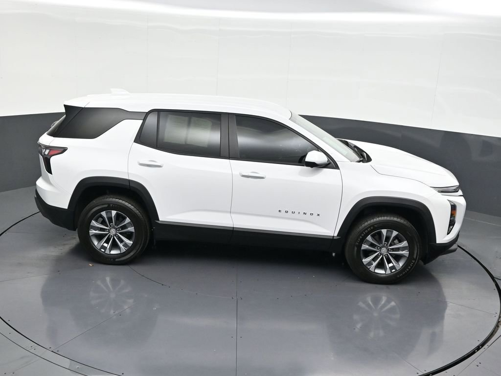 Used 2026 Chevrolet Equinox LT w/ Safety and Technology Package image 20