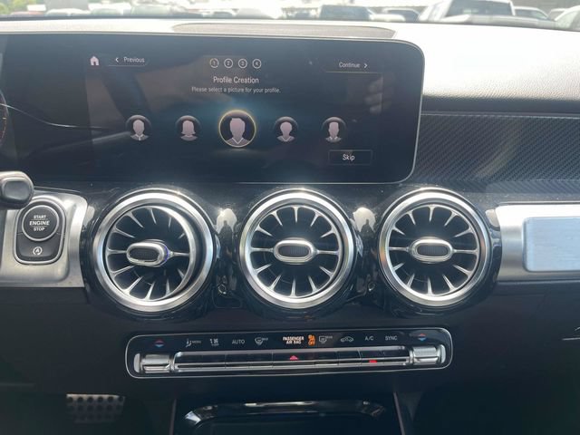 Used 2021 Mercedes-Benz GLB 250 image 26