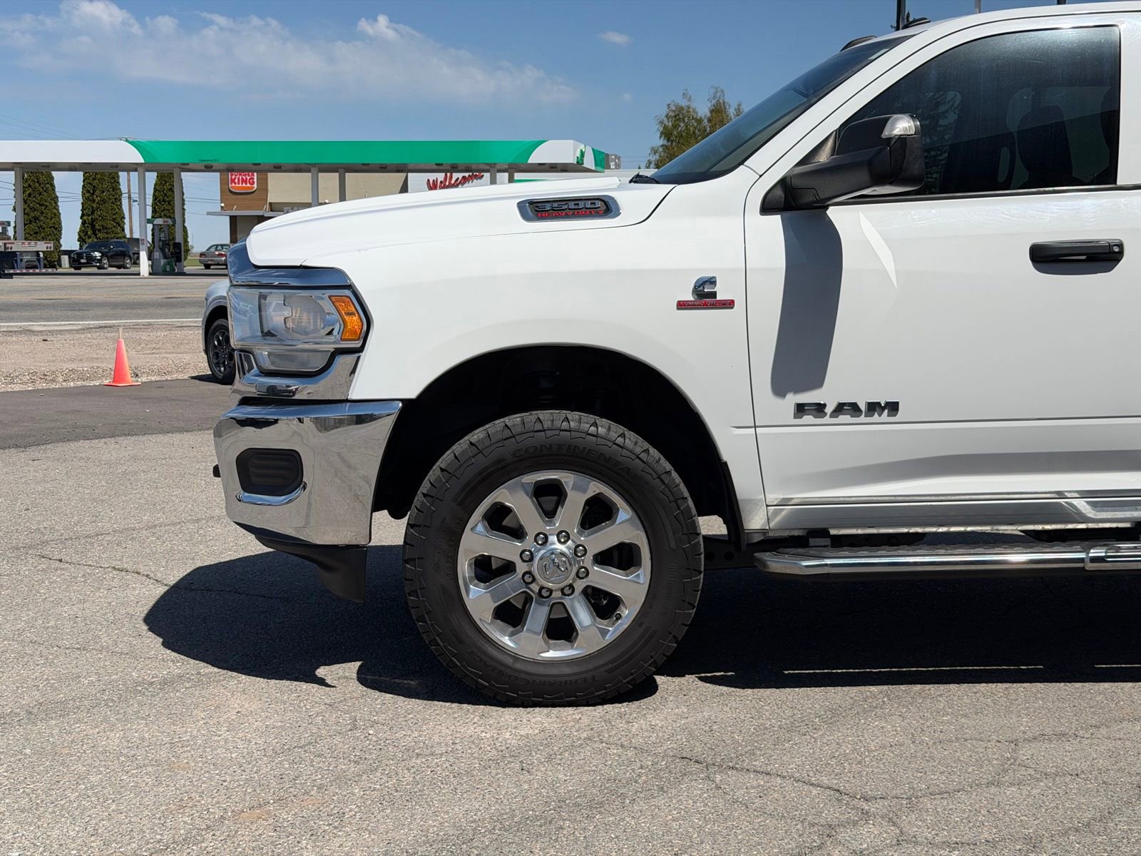 Used 2019 RAM 3500 Tradesman w/ Chrome Appearance Group AWD/4WD image 12