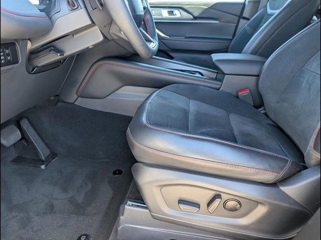 Used 2026 Ford Explorer ST image 9