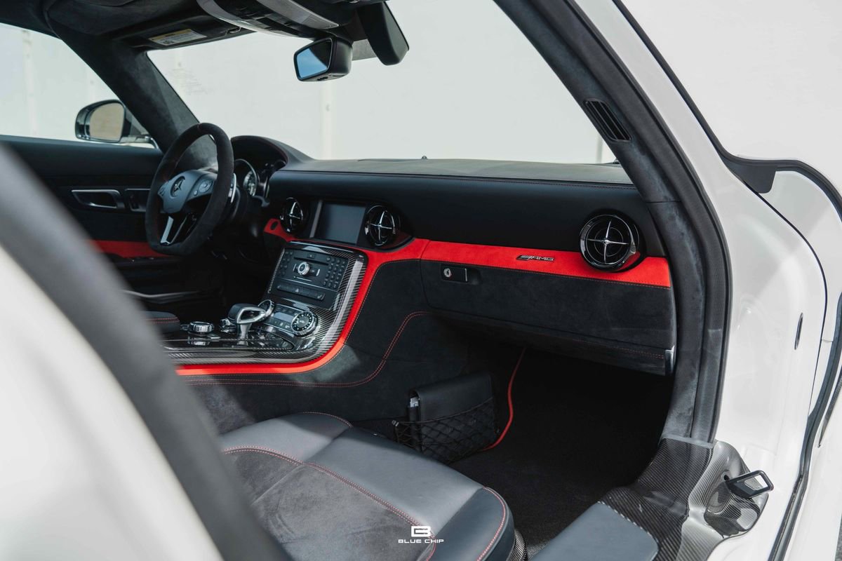 Used 2014 Mercedes-Benz SLS AMG Black Series image 29
