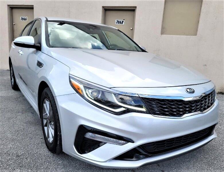 Used 2019 Kia Optima LX FWD image 2