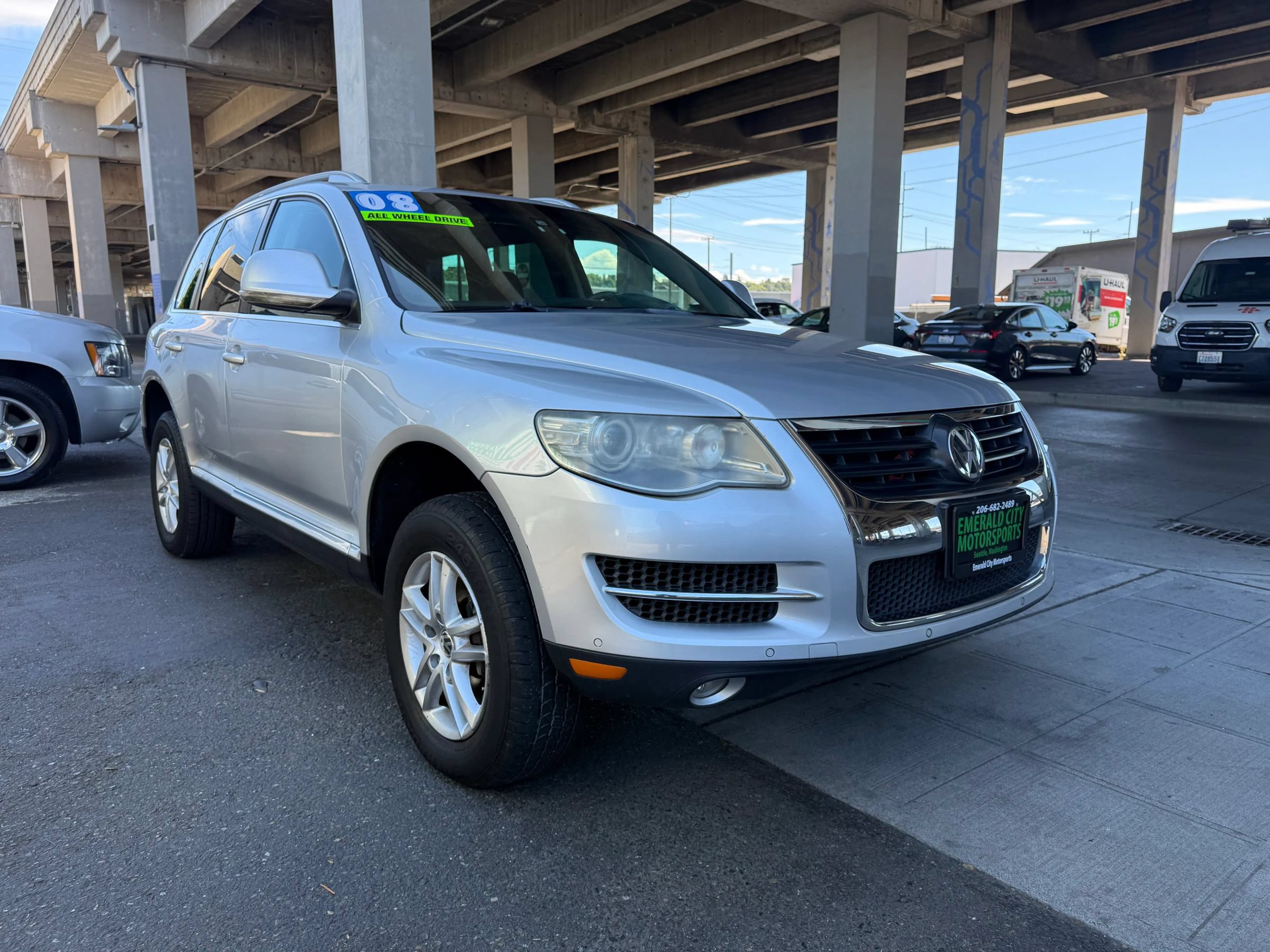 Used 2008 Volkswagen Touareg V6 AWD/4WD image 3