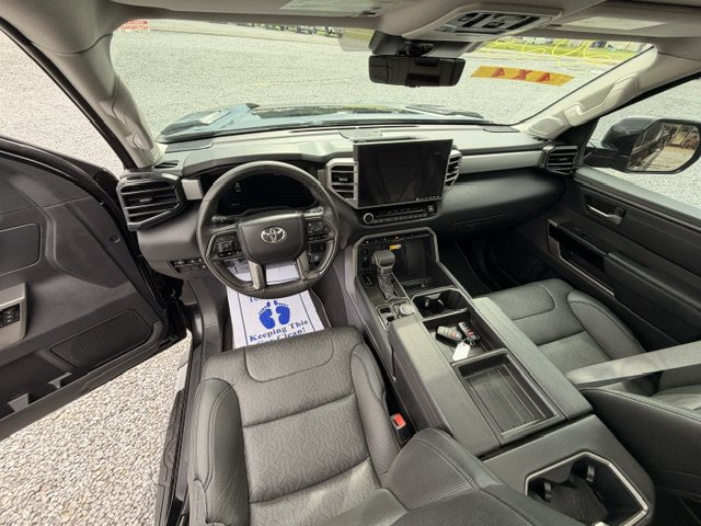 Used 2023 Toyota Tundra Limited AWD/4WD image 11