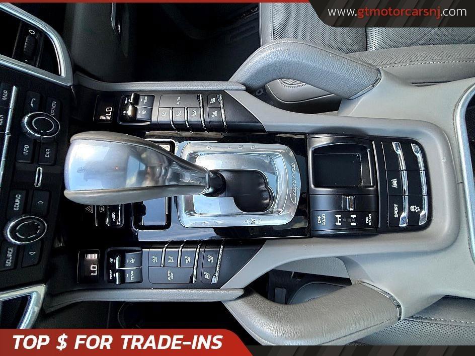 Used 2014 Porsche Cayenne Diesel Platinum Edition AWD/4WD image 26