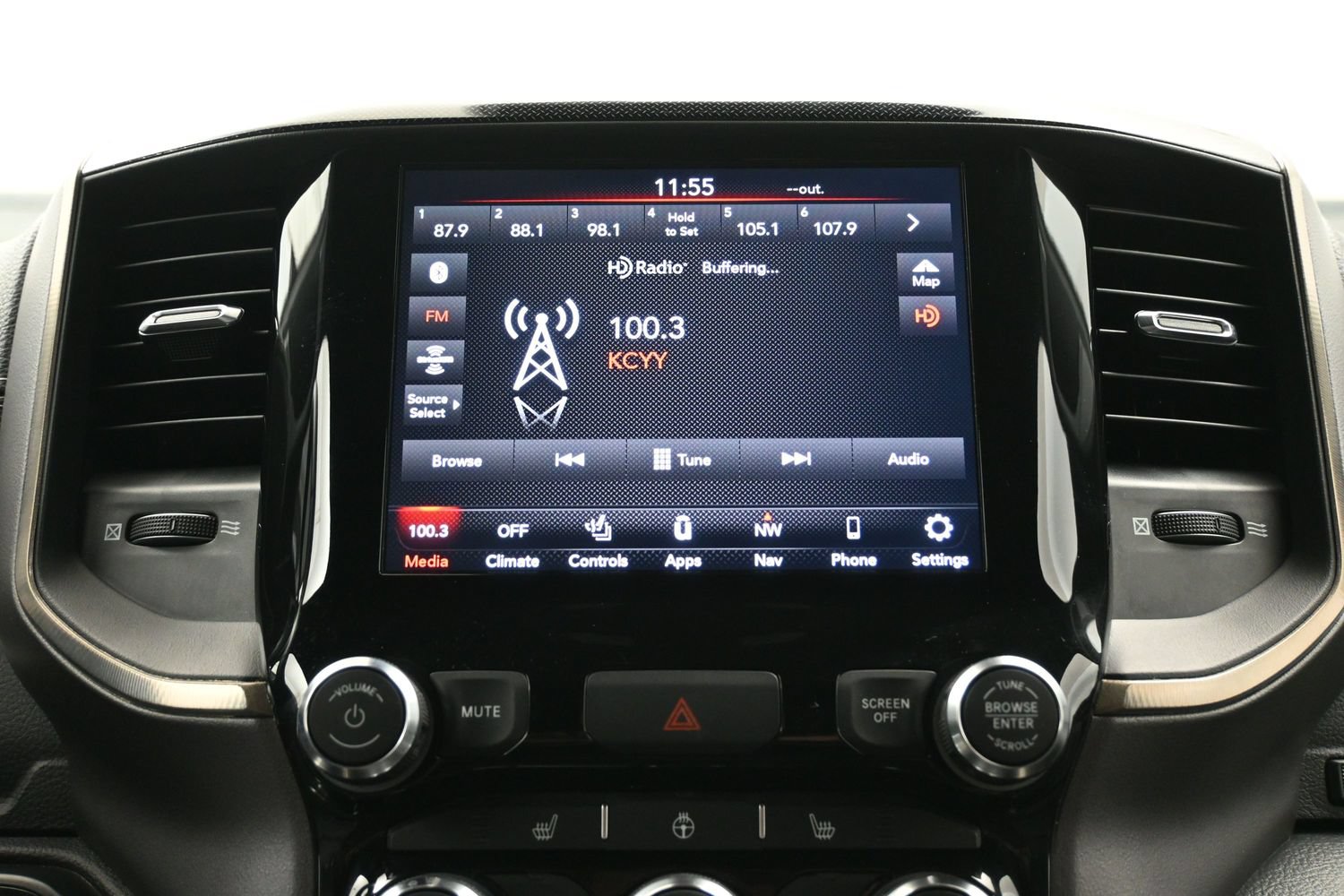 Used 2021 RAM 1500 Rebel w/ Rebel Level 1 Equipment Group AWD/4WD image 32