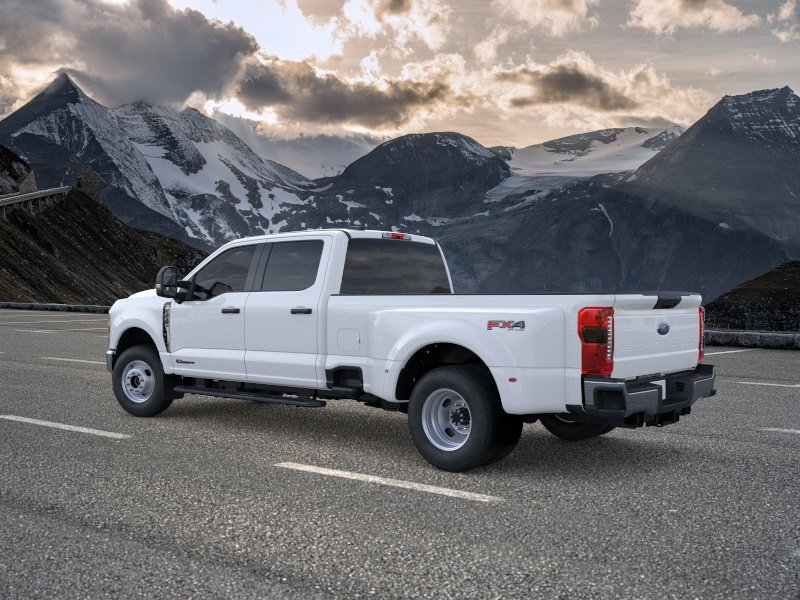 New 2026 Ford F350 XLT w/ 360-Degree Camera Package AWD/4WD image 4