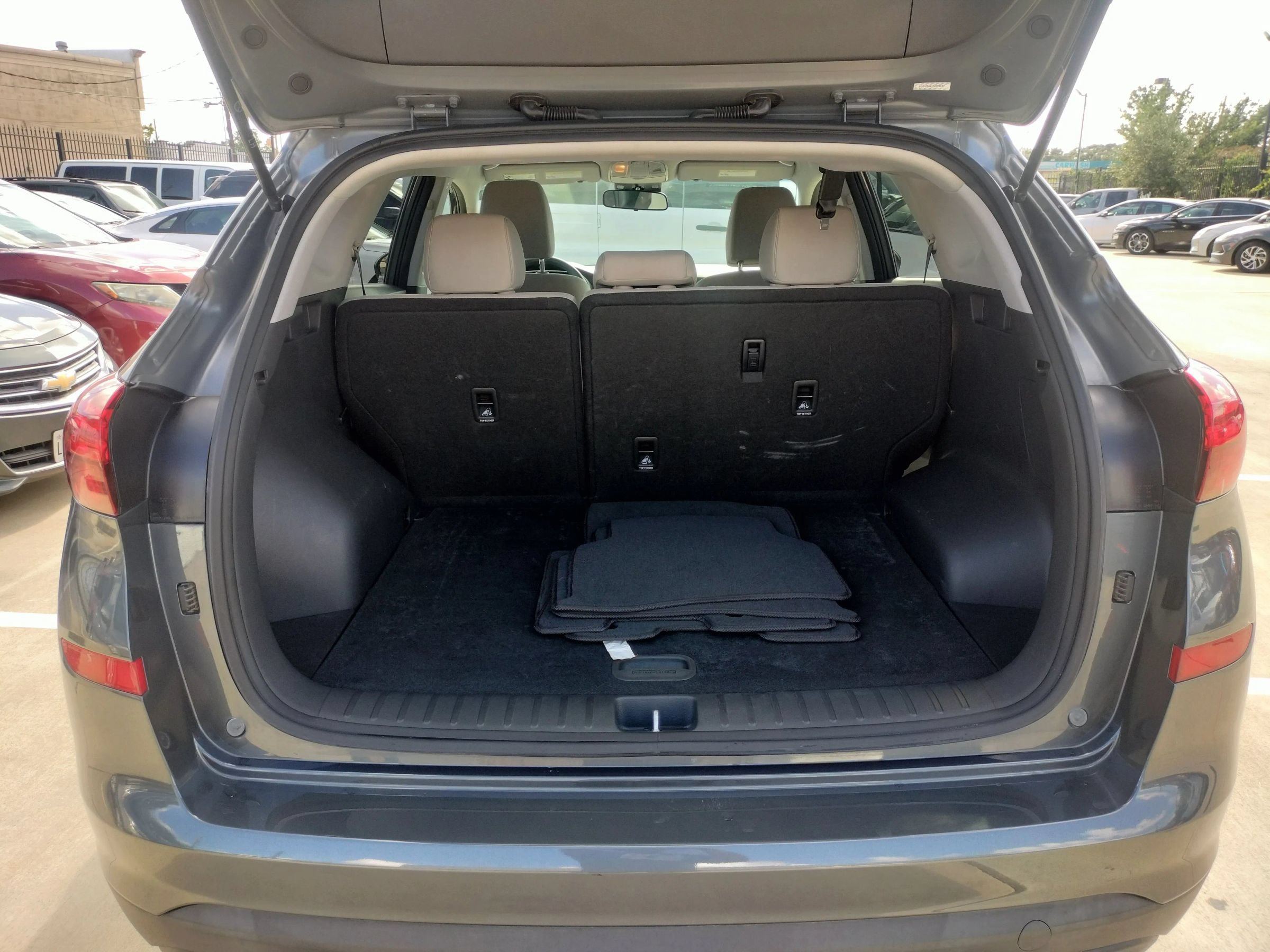 Used 2021 Hyundai Tucson SE FWD image 10