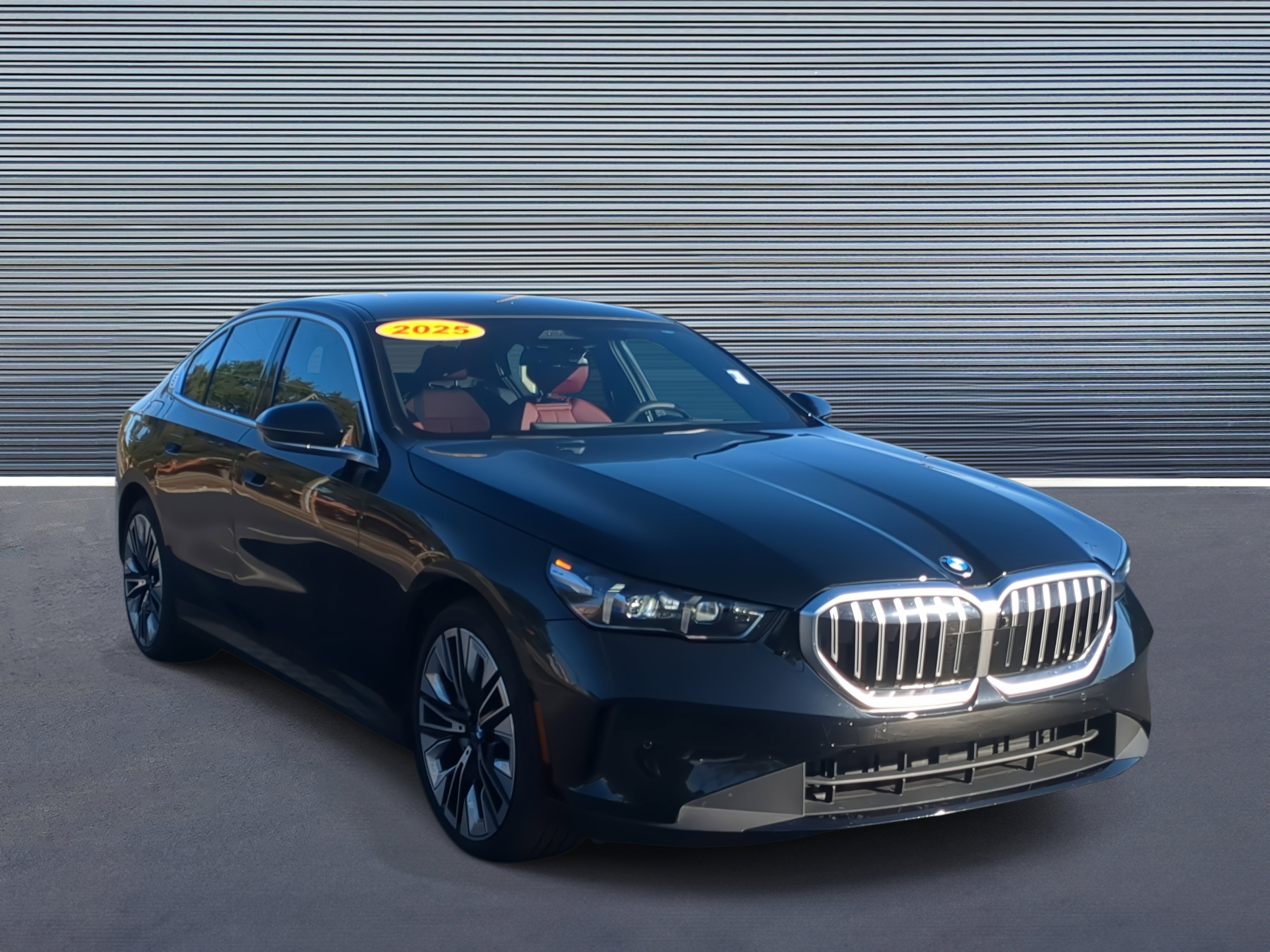 Used 2025 BMW 540i xDrive 540i xDrive image 2