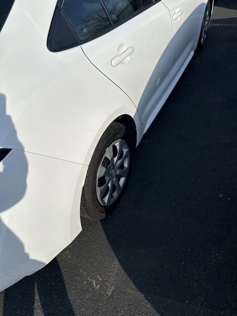 Used 2022 Toyota Corolla LE image 10