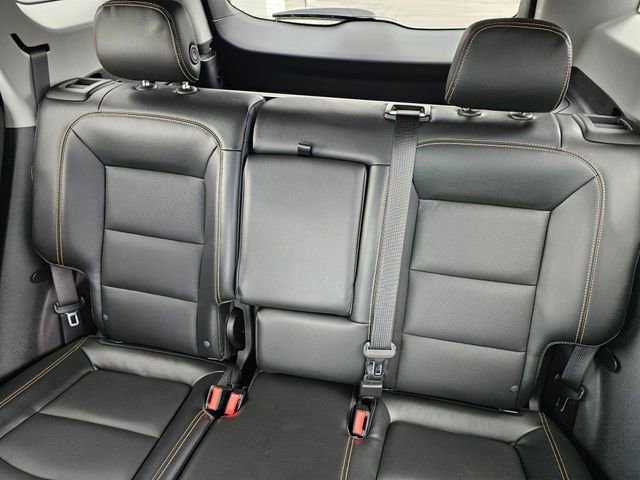 Used 2020 GMC Terrain SLT w/ Preferred Package image 16