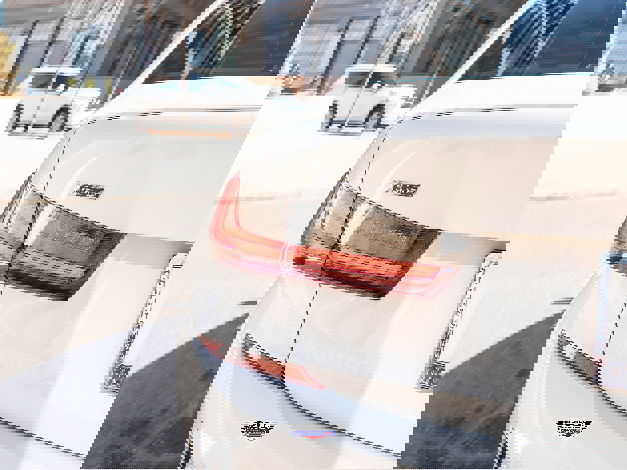 Used 2022 BMW 330e xDrive w/ M Sport Package image 49