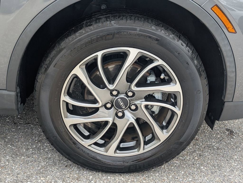 Used 2022 Lincoln Corsair FWD image 9