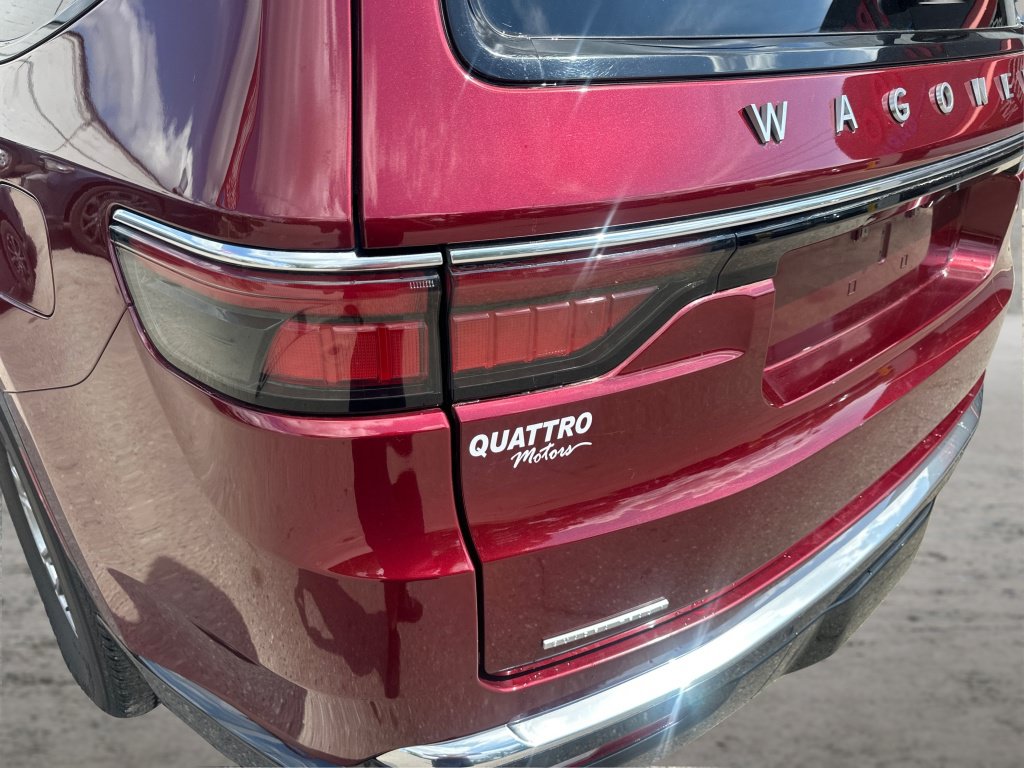 Used 2022 Jeep Wagoneer Series I w/ Convenience Group I AWD/4WD image 21