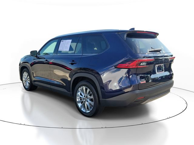 Used 2025 Toyota Grand Highlander AWD image 3