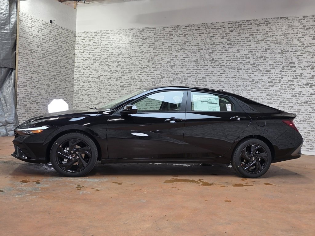New 2026 Hyundai Elantra SEL Sport image 5