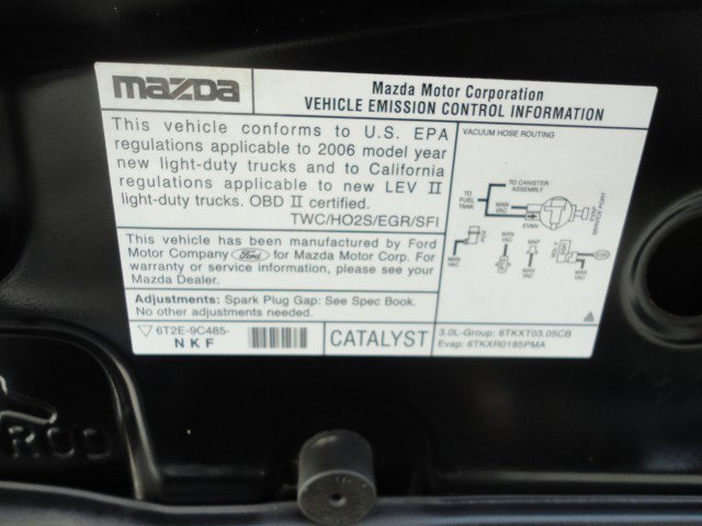 Used 2006 MAZDA Tribute s image 22