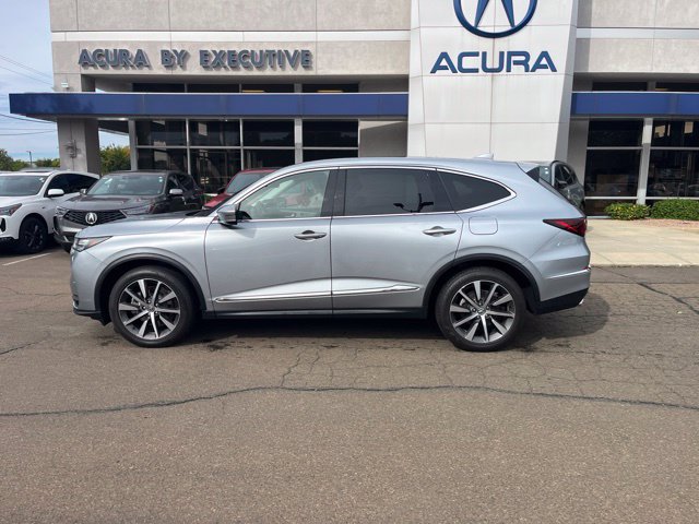 Used 2025 Acura MDX w/ Technology Package AWD/4WD image 4