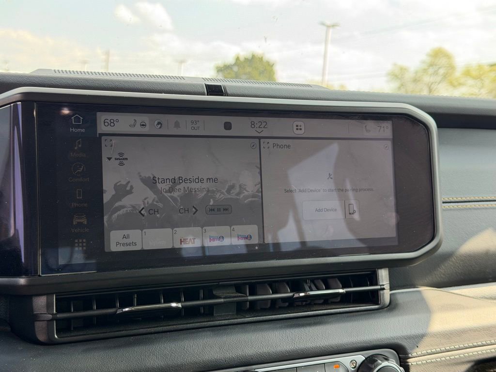 Used 2025 Jeep Wrangler Unlimited Sahara image 24