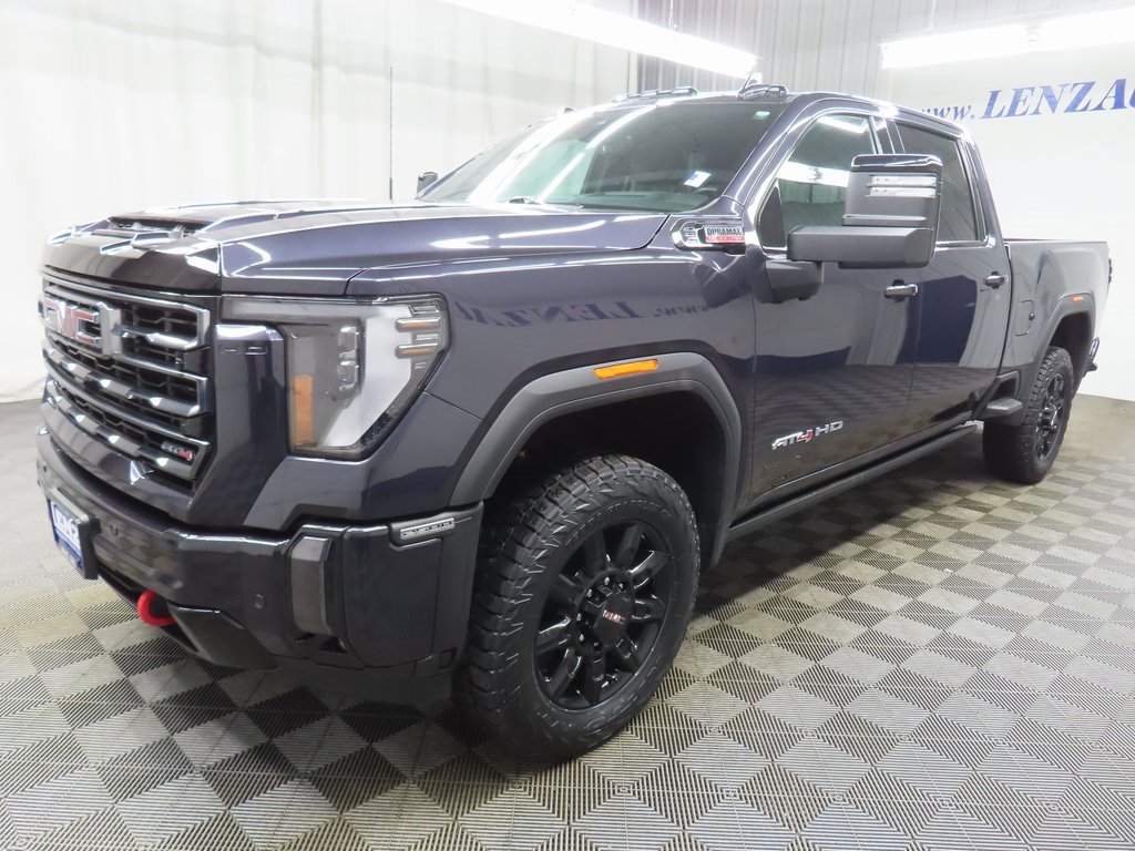 Used 2024 GMC Sierra 2500 AT4 w/ AT4 Premium Plus Package image 6