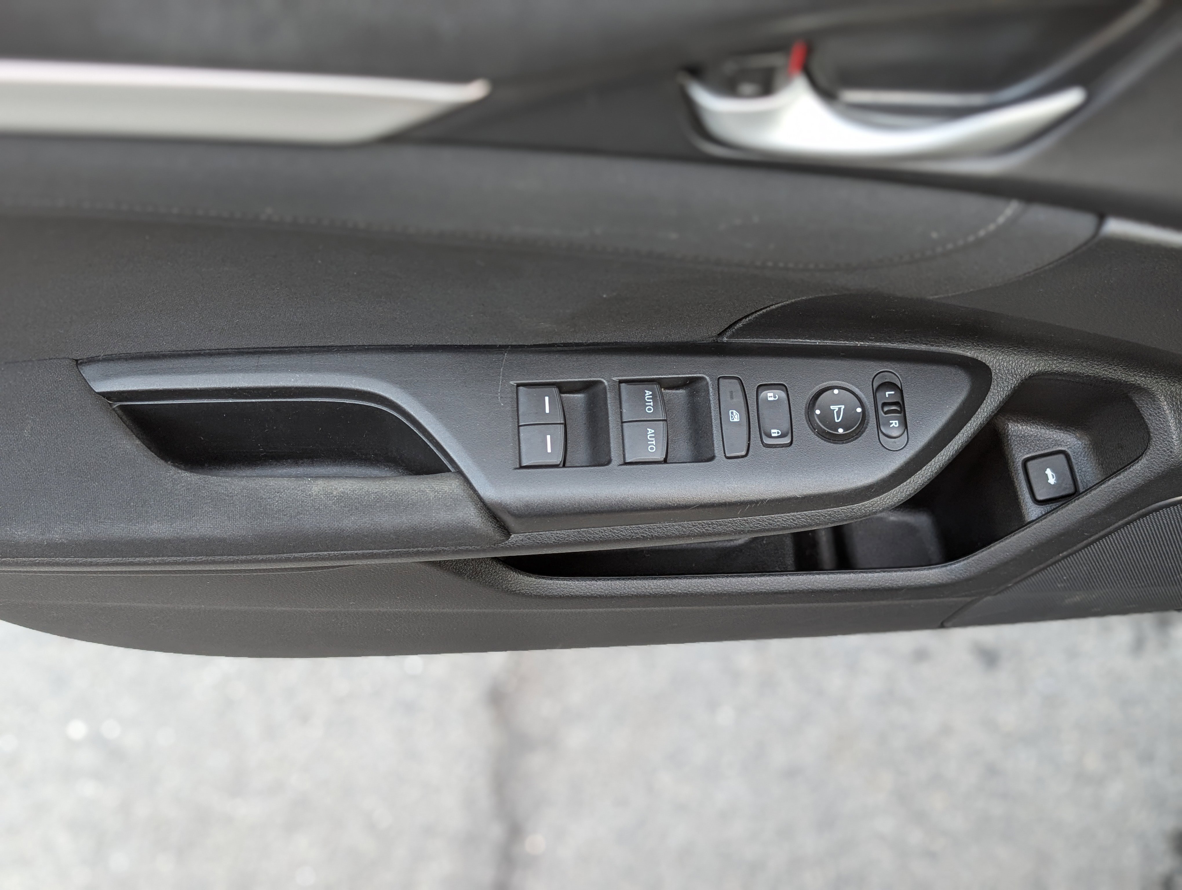 Used 2018 Honda Civic EX image 27